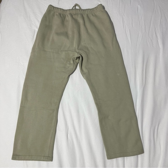 Essentials sweatpants - Picture 3 of 4